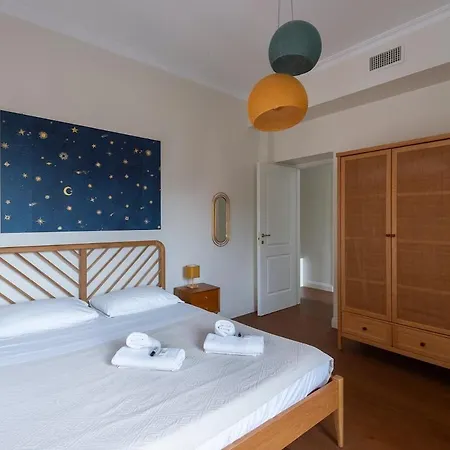 Auditorium Elegant Flat In The Park Апартаменты *