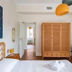 Auditorium Elegant Flat In The Park *