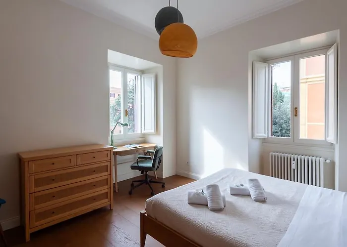 Auditorium Elegant Flat In The Park Apartman